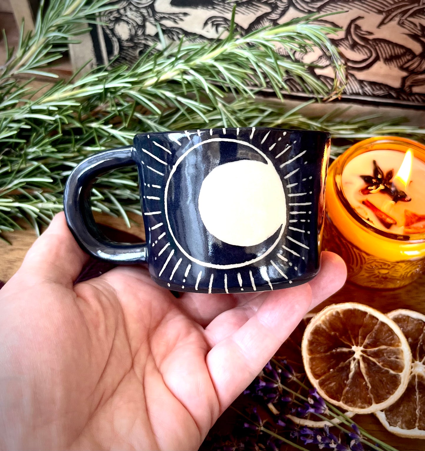 Moon Mug / ceramic
